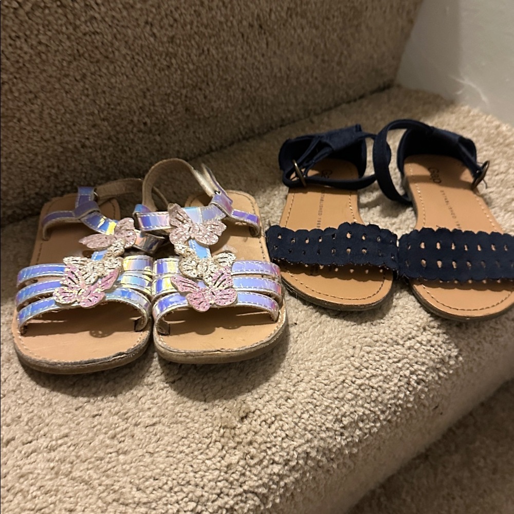 Girls' Sandals Set with Butterfly and Scallop Designs Size 10